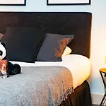 Luxury Center 2 Bedrooms Apartment Puerta Del Sol
